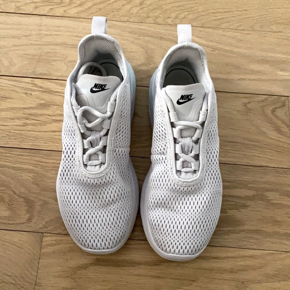 Nike Sneakers - Picture 3 of 7